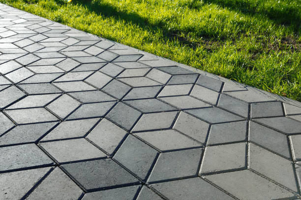 Best Permeable Paver Driveway  in Saunders Lake, OR