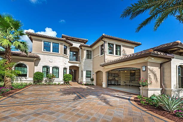 Best Interlocking Driveway Pavers  in Saunders Lake, OR