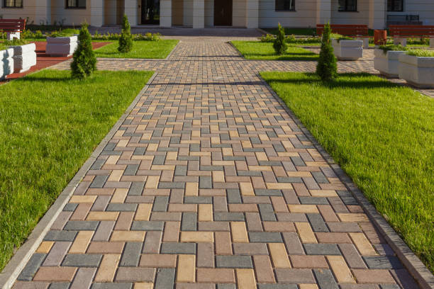 Best Interlocking Driveway Pavers  in Saunders Lake, OR